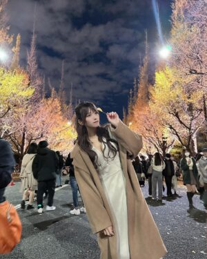 Sae Kanzaki Instagram - 東京都民9年目の女だが初めてきた
どんどん顔くずれてくのはご愛嬌で😂💛