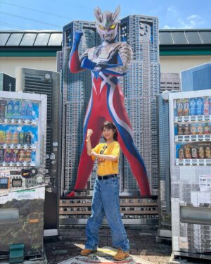 Sae Miyazawa Instagram - 💫
ウルトラマンデッカー グランドフィナーレ
みんなお疲れ様でした☺︎
GUTS-SELECTは永遠です！！
また仲間にも皆様にもお会いできる日を願って、、✨

(すまん！写真はゼロと！！笑)
(高坂PAにいたから、つい。笑)
．
#ウルトラマンデッカー
#ultramandecker