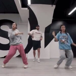 Sage Linder Instagram - doin this hip hop tingggg👅👅 •moves: @ervinntangco •space: @thestudionorth •dancin with @madison_nguyen and @mavk_22 💕 ****expicit language sorrryyyyy****