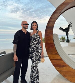 Sahar Golestani Instagram - Our first vacation since our wedding 🥹. A mini 🍯🌙. Love you @massari