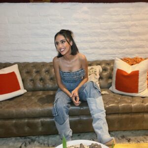 Sahar Golestani Instagram - There’s a little country in me, icymi 👢👖