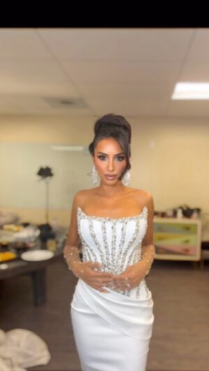 Sahar Golestani Instagram - Ladies and Gentleman, my second dress 👰🏻‍♀️ @yasminsbridal. @yasmin.mallah I love u 😭.