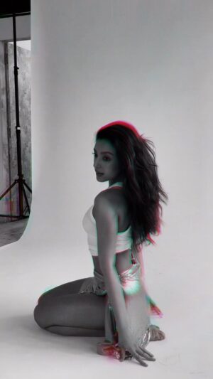 Sahher Bambba Instagram - Bts 🎥💓
.
.
Makeup and styled by : @beautybypriyansha @priyanshaxoxo
Wearing : @the_clothingfactory