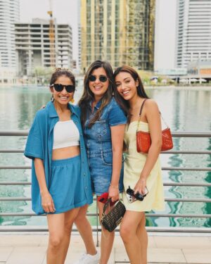 Sahher Bambba Instagram - Crew 🥂☀️💗👧🏻