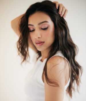 Sahher Bambba Instagram - 🤍🕊️
.
📸 : @frontrowgypsy
Styled by & makeup by : @beautybypriyansha @priyanshaxoxo
Assisted by : @makeupby.pratikshaa
Hair : @antergallactic