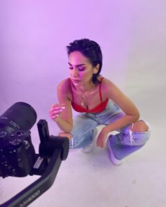 Actress Sahra Şaş HD Instagram Photos and Wallpapers May 2022