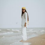Sahra Asadollahi Instagram - قطره تویی بحر تویی لطف تویی قهر تویی قند تویی زهر تویی بیش میازار مرا PHOTo:@neginnosratiii