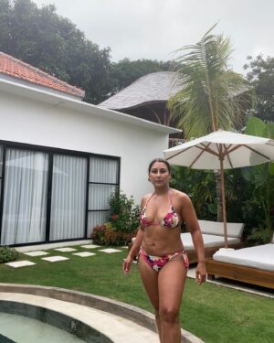 Saira Khan Instagram - In 5 years time when I look back at these photos I will be 59yrars old . I will remind myself that in these photos I was happy, relaxed, healing from a slipped disc and totally at ease with my body. 

I will not look back and think “ why wasn’t I happy in myself and my body? There’s nothing fucking wrong with the way I look.” I’ve done that so many times in my life - looked at my old photos and thought “ why weren’t you confident in your body….you look fucking great.” 

I’m done with that self destructing and self limiting bullshit! Fucking society and its “abnormal standards for women!” But it’s time to stop blaming society and start taking responsibility for your own mental health and self care. 

God, when you realise how many years and time you’ve spent feeling insecure in your body because you’ve been trying to fit “what society” thinks  is beautiful - you want to kick yourself! 

Never, ever, ever will I hate my body, never ever will I try and have a flat stomach and never ever will I be ungrateful for what my body has helped me get over. 

This is a post for female empowerment. Not a photo dump for men to tell me “how fit” I look - I do not need male validation - especially from men I do not know- so kindly spare the “sleazy, creepy, weird,” messages! 

Ladies I’m posing in a bikini to show you that at 54 I have marks, folds, imperfect skin and am not tall, slim or have a bikini body - things are saggy - that’s ok ! 

Wear what you want - but do not wear Shame, hate or self loathing - that will not suit you at all! 

#femaleempowerment #unfilteredconfidentreal #bikinibody
