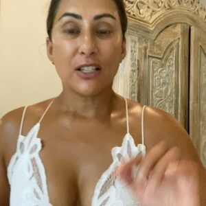 Saira Khan Instagram - 🌿 Did you know that a tan is essentially your body’s way of protecting itself from harmful UV rays by producing extra melanin, which results in a buildup of dead skin cells on the surface? 🌞 Thankfully, there’s a gentle and effective solution to remove this buildup and maintain healthy skin: organic plant oils. 🌴 During my trip in Bali, I am obsessed with  the power of using plant-based oils to dissolve waterproof sunscreen and gently exfoliate my skin when paired with a Muslin cloth. 💧 Not only does this ritual leave my skin feeling refreshed and hydrated, but it also helps to prevent damage to the skin barrier. 🌺 What’s more, these organic oils have a minimal environmental footprint, as they’re free from microplastics, making them a win-win for both your skin and the planet. 🌏 Let’s embrace skincare solutions that are not only good for us but also for our environment and conscience. #SkincareFacts #OrganicBeauty #EcoFriendlyLiving”

Bra from @freepeople