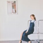 Saito Yuri Instagram - ⁡ 骨格診断してもらった時に骨ストと言われているので 体のラインが出る服が得意ぎみではあります☺️ ⁡ なので今回は骨格を活かしたタイトめの洋服です スカートにスリットがはいっているので タイトなワンピースだけど歩きにくさは全くなく 動きやすいのもポイントです◎ ⁡ 今の時期的にはお花見とか行く時に 動きやすいけど綺麗さも出る洋服着て行きたいな🌸 自分らしさも忘れずに毎日コーデも選んでいくと楽しいよね♡ ⁡ _____ ⁡ knit onepiece…@cocodeal_official earring…@mimi33_official ring…@enn._official bag sandals…@dianashoespress _____ ⁡ #今日の服 #今日のコーデ #ゆったんコーデ #斉藤優里 #ゆったん