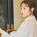 Saito Yuri Instagram - 最近めちゃくちゃ流行っているツイードに私もチャレンジ！ ツイードはかなりコーデを格上げしてくれて 大人っぽくも見せてくれるので綺麗めコーデが 好きな人はもってこいだよね🤍🤍🤍 ⁡ このツイードジャケットはウエストのところが "きゅっ"て絞ってあるからツイード生地特有の厚み感 そこまで出なくてスッキリ着れたよ〜！！！！ ⁡ なので、厚みがありすぎる生地が苦手な方でも チャレンジしやすいよ、私はこの雰囲気大好きだよ🥰❤️ ⁡ 引き続き皆さんからコメントも楽しみにしながら 投稿しておりますので良かったらお待ちしてます♡ ⁡ _____ ⁡ blouse best short pants…@arpege_story pierce…@do_la.official shoes…@dianashoespress _____ ⁡ #今日の服 #今日のコーデ #ゆったんコーデ #斉藤優里 #ゆったん