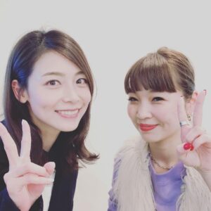 Saki Aibu Instagram - そして最近、美容院のトリートメントをうけて髪の毛を育てています！産後の切れ毛とかクセがやっと少しおさまったので、これ以上きれないように頑張るぞ💪#1時間半のリフレッシュ#髪の毛綺麗になるといいなあ#belle銀座5丁目店 @yui.0623