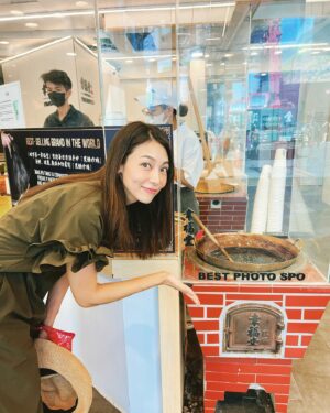Saki Aibu Instagram - 一泊で台湾に行ってきたんです！！
#アンタッチャブるtv #疲れすぎて顔ボロボロ