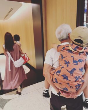 Saki Aibu Instagram - 夏休み！！父が遊びにきています！！
#I.M.A #artistspoken  今日も配信されます☺️✨