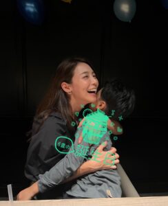 Saki Aibu Instagram - いつも忘れる写真をあげてみる。 昨日まで赤ちゃんだったはずなのに！！先日息子が6歳になりました✨健康にスクスク育ってくれたことと、いつも支えてくれるみんなに感謝の日！！！