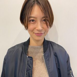 Saki Aibu Instagram - 年末だし、色々スッキリ✨
今年もあと少し。お仕事などなど頑張りましょう。

#belle銀座5丁目店 #ショートヘア