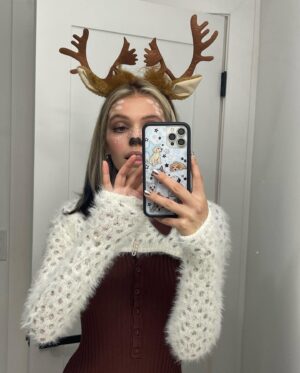 Salem Ilese Instagram - oh deer !!