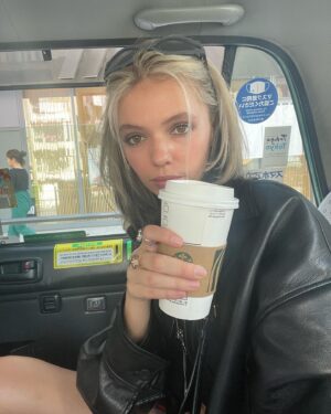 Salem Ilese Instagram - i miss tour 🥲🖤