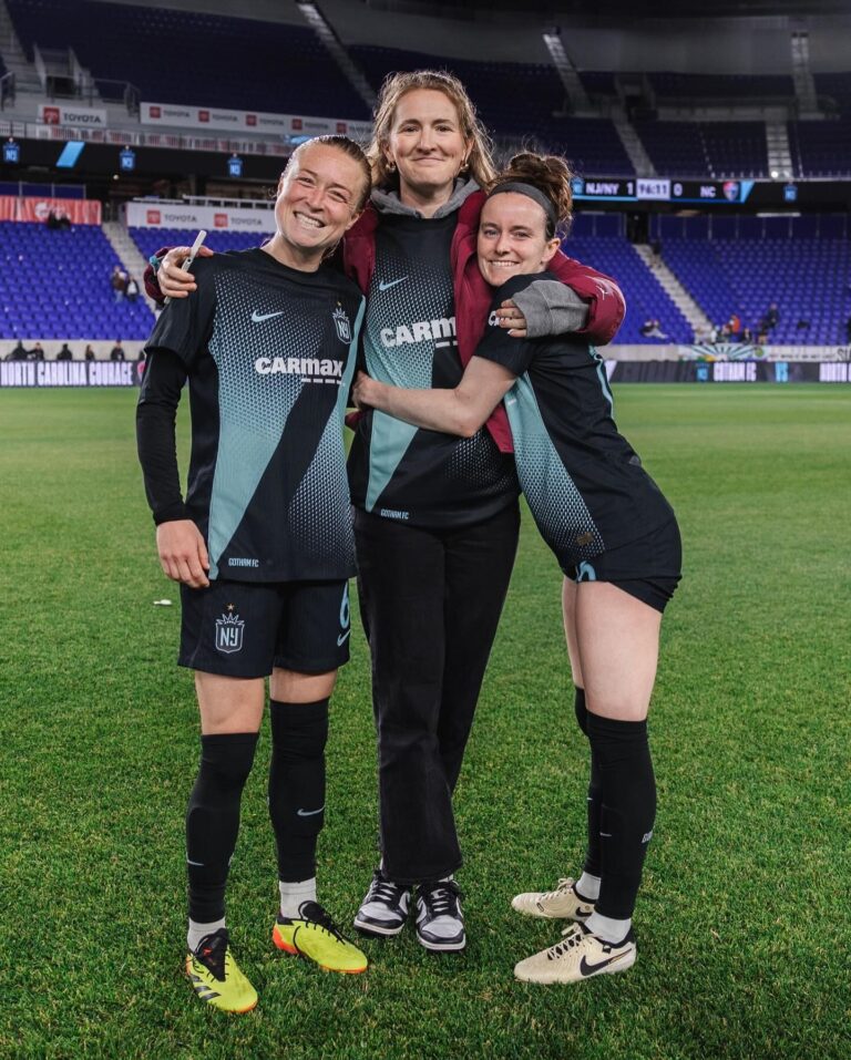 Sam Mewis Instagram - this trio >>