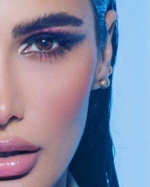 Sama Zakeri Instagram - I’m feelin’ myself”
خودم رو احساس می کنم…
.
.
.
#love #fashion #music #art #reels #arablook #dubaimodel #dubai🇦🇪 #dubaiinfluencer #photogram #beautiful #be #cute #wakeupandmakeup