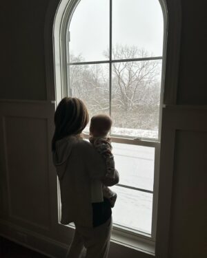 Samantha Droke Instagram - What a winter we’ve had. ❄️ 

• Silas and Hazels first snow.
• Princess dress up and dance parties 
• LOTS of football and board games 
• Snuggles and rollercoaster rides 
• and so much growth 😢

So so grateful for my people. 🥰❤️

#winterbreak #cameraroll #snowdays #family