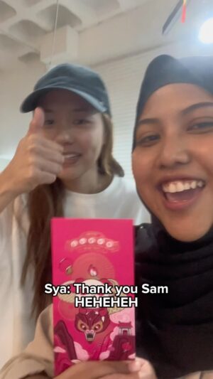 Samantha Tan Instagram - Thank you @samanthatyf for da angbao!! @foodpandasg can you guys gimme angbao too?

#tiktoksg #cny #chinesenewyear #cny2024 #angbao