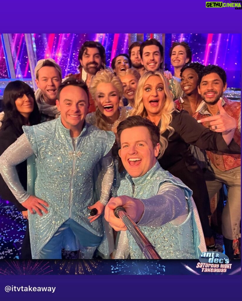 Samantha Barks Instagram - I had SO much fun performing ‘Let it go’ with @antanddec on @itvtakeaway 🥶❄️ thanks for having me guys!! 💙 @stephenmulhern @daisymaycooper @claudiawinkle & Our amazing @frozenlondon cast ❄️❄️❄️
