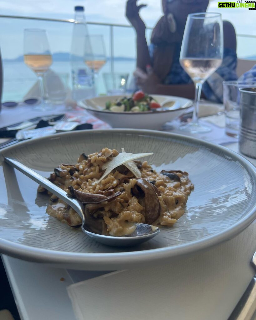 Samantha Barks Instagram - The most wonderful day on the ocean with the most glorious people!! I am going to miss getting to work with these absolute legends everyday 😢 making the most of our last few days in Greece 💙🐚