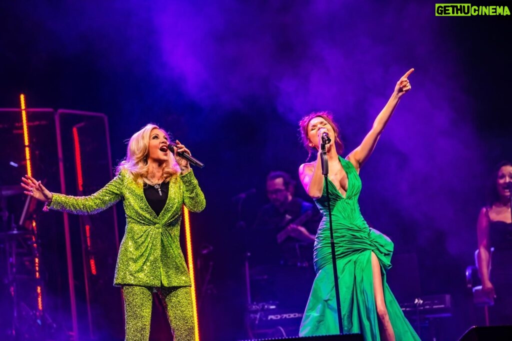 Samantha Barks Instagram - ACT 2 💚 I was so honoured to be joined by such incredible talent up on that stage!! The one and only @orfeh that was the BEST reunion and to have her up on the drury lane was truly an honour❤️ @bradleyjaden we have wanted to sing together for such a long time and finally we made it happen, and it was soooo worth the wait, you are a STAR ⭐️ @the_overtones I have been such a fan for ‘the longest time’ and it was a real pinch me moment to sing with you guys, thank you so much!! A massive thank you to @brauhala for letting me sing your ‘into the unknown/show yourself’ mash up, it was a real highlight for me 🙏🎶 Thank you to @michaelbradleymusic for your genius, I could not have done it with you you! @thanks to @westway.music for making it all happen!! ❤️ 📸 @danny_with_a_camera Gown @celiakritharioti Styling @karl_willett Assistant @adelepentland Alterations @carolinajobb Make up @alexreadermakeup Hair @iamjamesjohnson