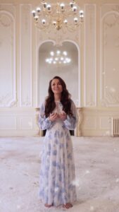 Samantha Barks Instagram - #FrozenLondon’s original ice queen returns ❄ From this evening, Samantha Barks is back in the Kingdom of Arendelle, bringing magic and powerhouse vocals to the role of Elsa. The gates are open, welcome home 💙 ‘Dangerous To Dream’ is available now to stream for free on all major platforms 🎶