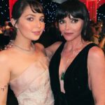 Samantha Hanratty Instagram - Cheers to old friends, new friends, and my best friend♥️