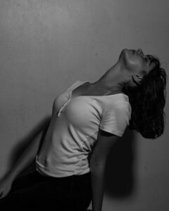 Samantha Lorraine Instagram - Blown away 💨
