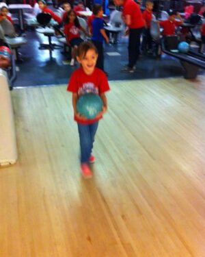 Samantha Lorraine Instagram - bowling icon 👑