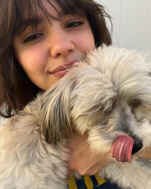 Samantha Lorraine Instagram - ❤️‍🔥🪽
#sunnydays #petunia #perrita