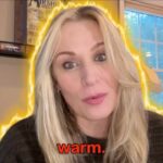 Samantha Smith Instagram - Hey wanna join me for a fun project? Let’s do another knitting class & make a whole thing together! For everyone, beginner to expert, but especially for the #SPNFam — even tho we all know #MaryDidntKnit 🔥🧶 Link in bio, come find it at @bemoment.us!