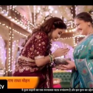 Sambhabana Mohanty Instagram - Posted @withregram • @zeetv Mahashivratri par Damini ne kheli hai jo baazi, kya usse chali jaayegi Radha ki jaan aur phans jaayengi Kadambari ji? Dekhiye #PyarKaPehlaNaamRadhaMohan, har roz, raat 8 baje, sirf #ZeeTV par aur
kahin bhi, kabhi bhi @zee5shows par
#Promo

@theneeharikaroyofficial 
@shabirahluwalia 
@swaragshah 
@sambhabana_mohanty