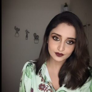 Sambhabana Mohanty Instagram - My crude version of this beautiful song 💚
P.S. Damini wala makeup be like 👁️👄👁️

Original by : @stephensanchezofficial @embeihold 

#sambhabanamohanty #untilifoundyou
#untilifoundhim #juliettoyourromeo #ising