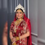 Sampurna Lahiri Instagram - || বধূবরন || . . . Makeup & Hair @makeup_artist_surojit Chandan @kolka_mehendi_by_priyashi Styling @subrata4462 Reels @reelstasoumoo Saree @threadpetals2021 Jewellery @soukhinbysuratna . . #bride #bridalmakeup #makeup #ethnic #saree #sareelove #fashion #ethnicwear #love