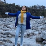 Sampurna Lahiri Instagram - Embrace the glorious mess that you are.. 💙 . . #nature #naturelovers #mountains #river #enjoylife #freshair #happiness #mood #goodvibes #positivity #bliss