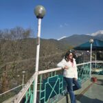 Sampurna Lahiri Instagram - Life is brighter when you focus on the good.. 🏔☀️ . #majormissing #traveldiaries #vacation #sunshine #mountains #nature #positivity #goodvibes #naturelovers #greenery