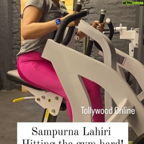 Sampurna Lahiri Instagram - @sampurnalahiri hitting the gym hard! 💪 #FitnessGoals