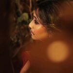 Sampurna Lahiri Instagram – ❤️

Videography – @sayantan_dutta_photography 
Makeup – @sahababusona 
Styling – @rinkikhatoon 
Hair – @ginni_love21 
Wardrobe – @the_textile_tale 
Jewelry – @anjalijewellersbharat 
Media – @aajkaal.in
Assistant – @sourabh181707 
.
#reels #ethnicwear #saree #sareelove #makeup #fashion #bengali #look