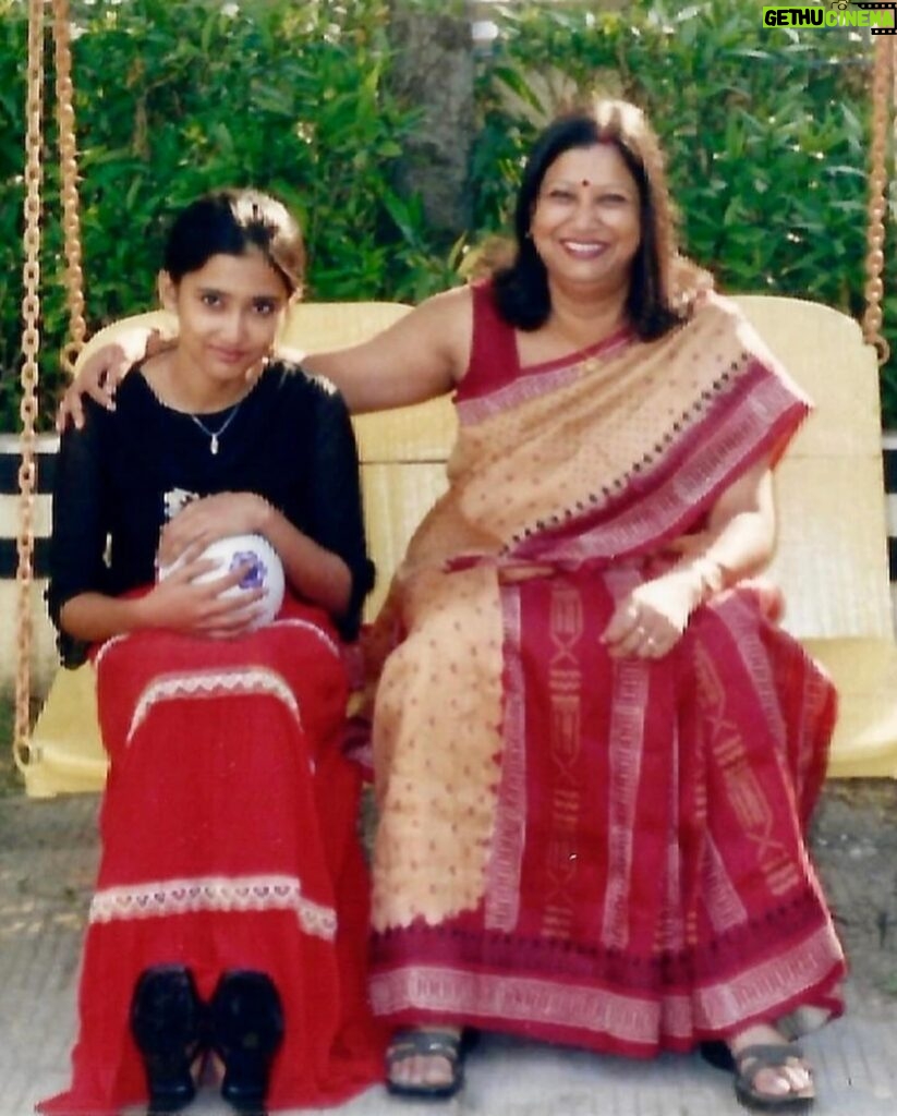 Sampurna Lahiri Instagram - Maa ❤️ . #happymothersday #mother #motherhood #motherdaughter #myworld #life #blessed #love #mom