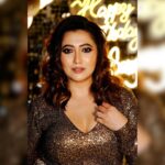 Sampurna Lahiri Instagram - Judge me when you are perfect ✨💫 . 💄 - @sahababusona 💇🏻‍♀️ - @ginni_love21 👗 - @subrata4462 📸 - @neelmajumder007 . #glam #glitter #birthday #latepost #night #fashion #style #party #goodvibes #attitude #happiness #beauty #gold #positivity #love
