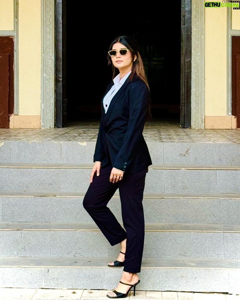Samridhi Shukla Instagram - Girl boss vibes 🖤