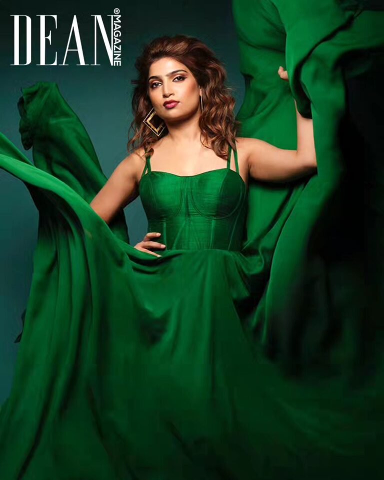 Actress Sana Raees Khan HD Instagram Photos and Wallpapers June 2024
