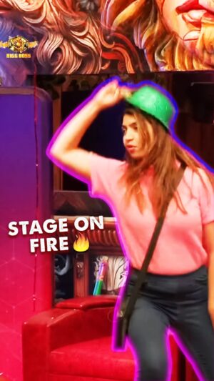 Sana Raees Khan Instagram - Sana set the stage on fire with an outstanding dance performance for Orry, creating a sizzling and unforgettable moment. 🔥💃

@ColorsTV @BeingSalmanKhan @OfficialJioCinema @EndemolShineIND

#sanaraeeshkhan #sanaistheboss #bb17 #dildimaagaurdum #colors #salmankhan #jiocinema #keepsupporting #srk #srkwarriors #bbqueensana