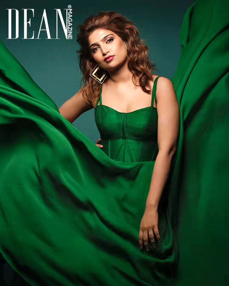 Actress Sana Raees Khan HD Instagram Photos and Wallpapers June 2024