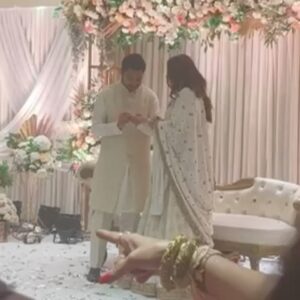 Sanah Kapur Instagram - Some engaging clicks from an engaging engagement 🥳🥰 Congratulations to the cutie happy couple 🥳🥰

#Friends #friendslikefamily #engagement #celebration #ootd #nofilter