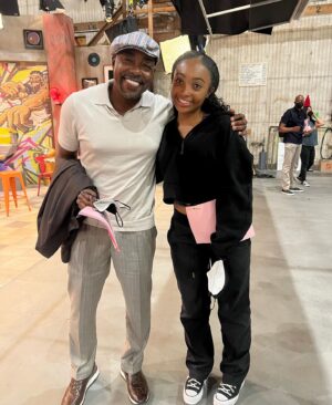 Sanai Victoria Instagram - Tune in tonight at 7pm to see me as Jasmine along with the phenomenal cast in the special Hour-Long season 2 premiere of @nickthatgirllaylay on @nickelodeon !
.
.
.

#ThatGirlLayLay #nickelodeon #nickthatgirllaylay #willpackerproductions #a3artistsagency #eleven7artistmanagement #sanaivictoria 🎬